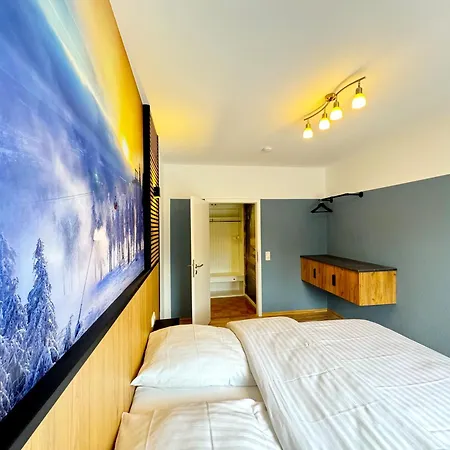5, Schlafen In Der Talstation, 4 Schlafzimmer, 140 M2